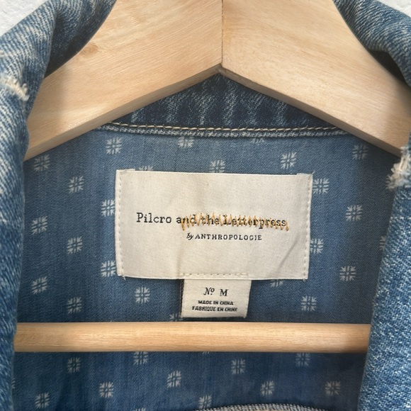 Anthropologie women’s jean jacket. Like new! - Picture 9 of 9